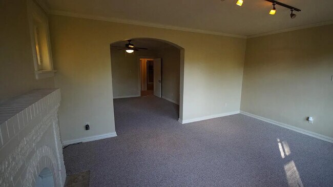 Building Photo - 3628 Fillmore St
