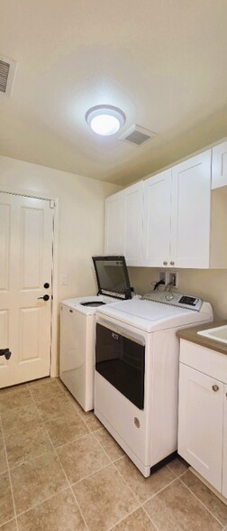 Building Photo - 91-1112-1112 Kai Oio St