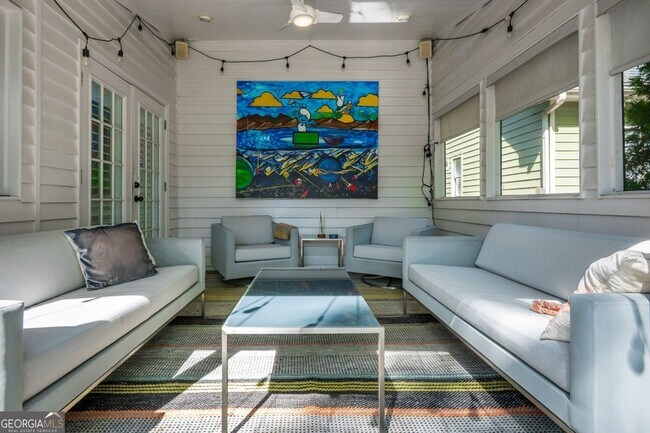 Building Photo - 242 Haralson Ave NE