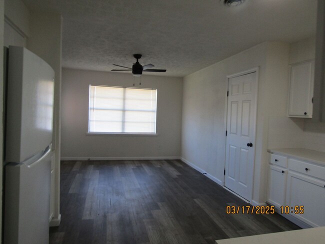 Building Photo - Remodeled three-bedroom home located in th...