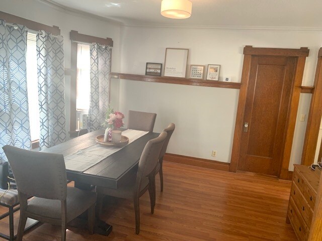 Dining Area - 9 Bewley Pkwy