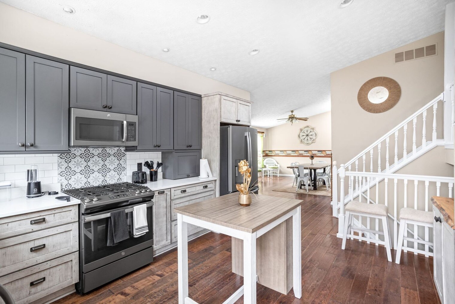 Building Photo - 620 Southridge Ct