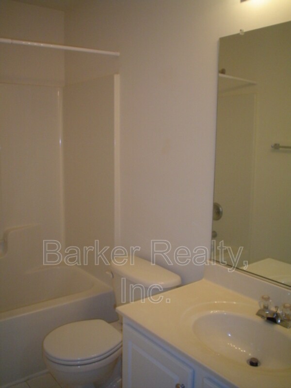Building Photo - 5737 Clearbay Ln