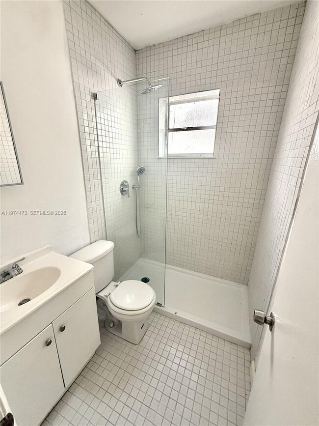 Building Photo - 1043 NW 2nd St