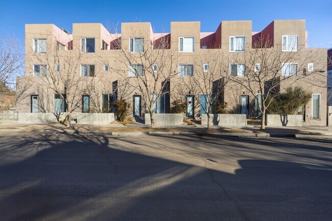 Building Photo - 877 Silver Ave SW