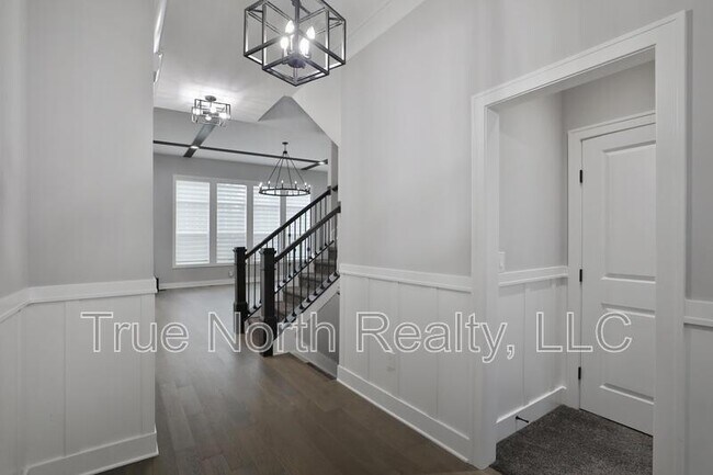 Building Photo - 2246 Koester Trce