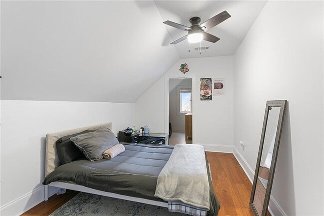 Building Photo - 7512 Freret St