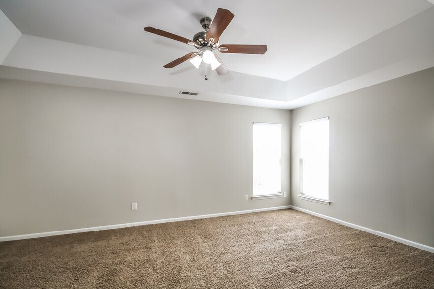 Building Photo - 537 Georgetown Dr NW