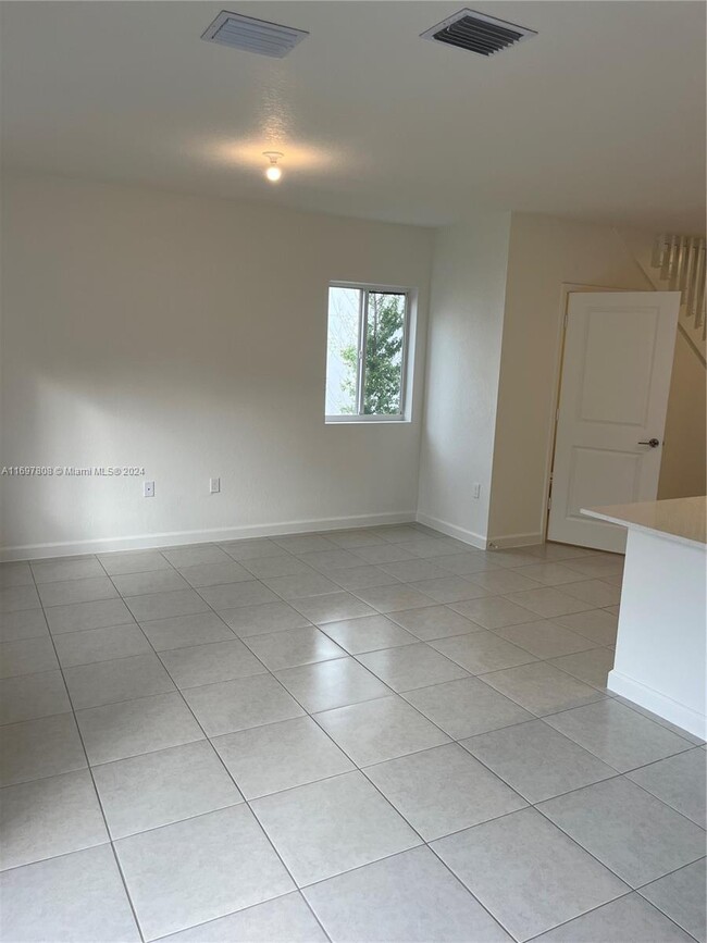 Building Photo - 3 bedroom in Pembroke Park FL 33023