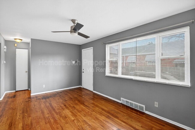 Building Photo - 4036 Dunnica Ave