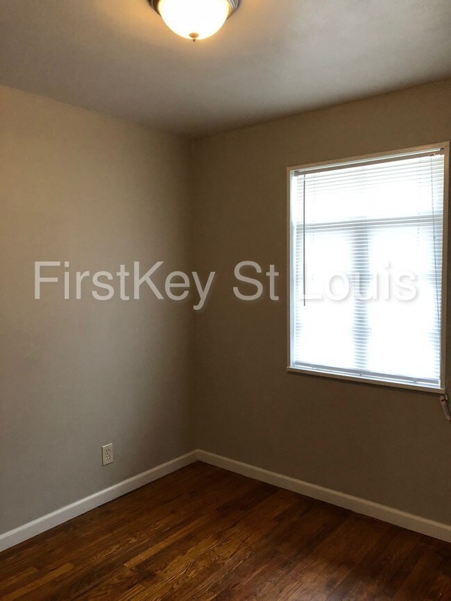 Building Photo - 7709 Paddington Dr