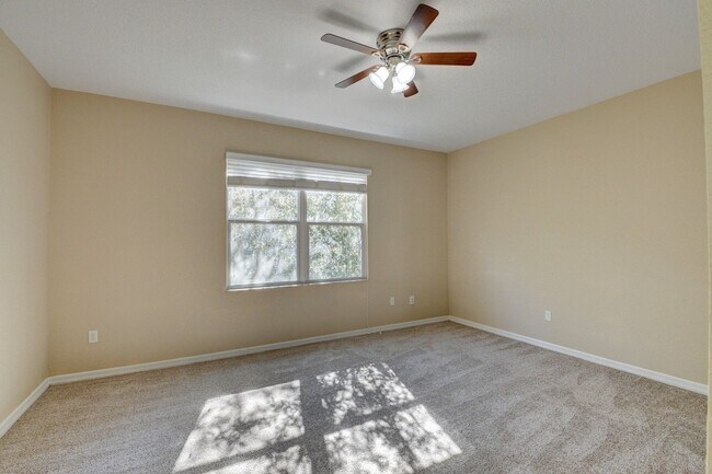 Interior Photo - Acastus Charles Landing LLC