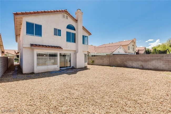 Building Photo - 323 Cavalla St