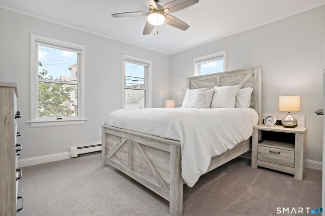 Building Photo - 1016 Fairfield Beach Rd