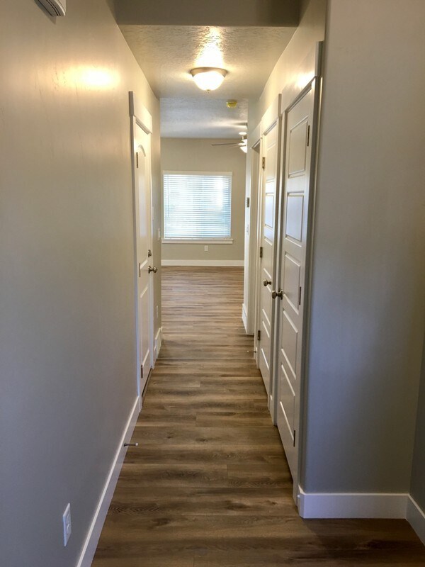 Building Photo - 10459 Sage Vista Way
