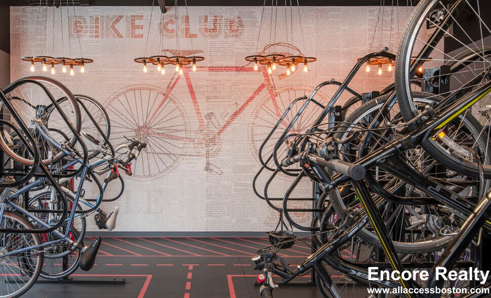 Building Photo - 125 Guest St