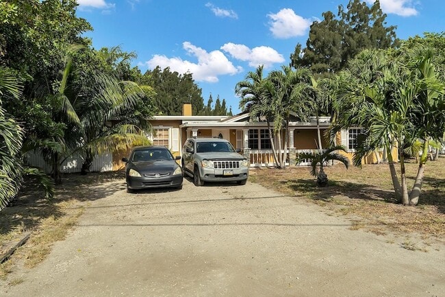 Building Photo - 3861 Wry Rd