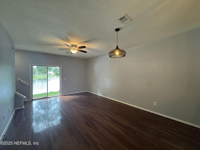 Building Photo - 7806 Melvin Rd