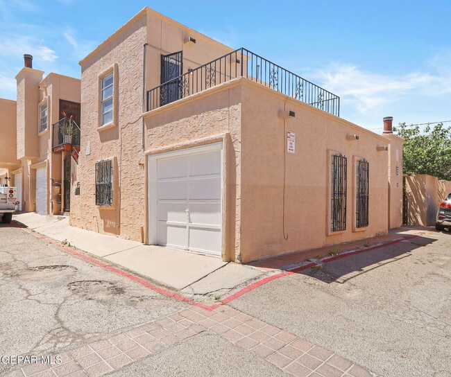 Building Photo - 2520 San Jose Ave