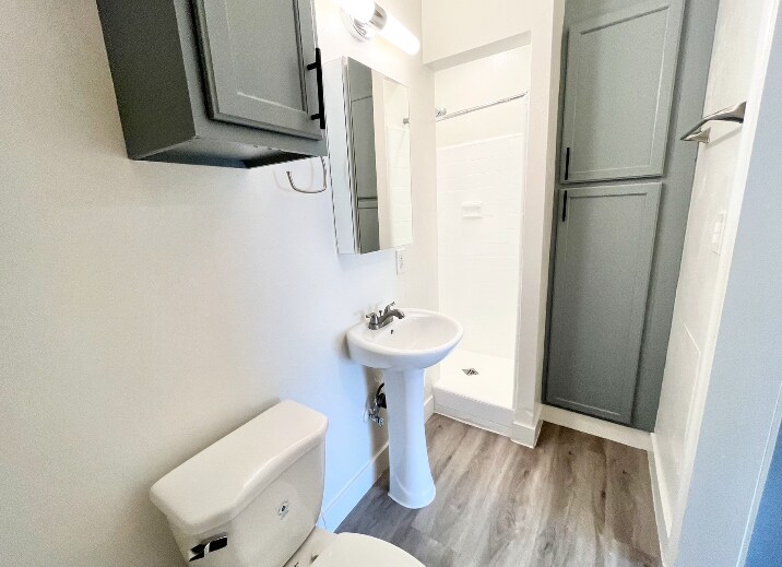 Building Photo - 6169 Coldwater Canyon Ave