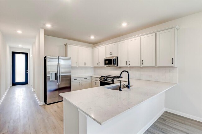 Building Photo - 133 Silverleaf Spur