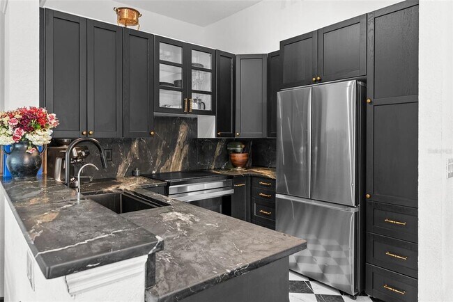 Building Photo - 727 Coral Reef Dr