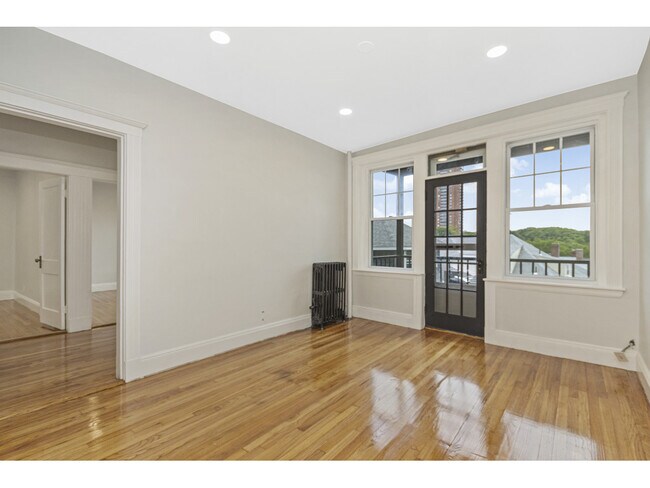 Building Photo - 339 S Huntington Ave