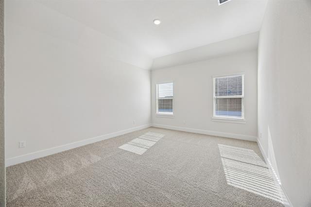 Building Photo - 2900 Woodbrook Dr