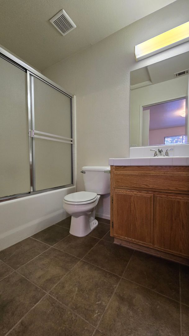 Building Photo - 8105 Pebble Cove Ct
