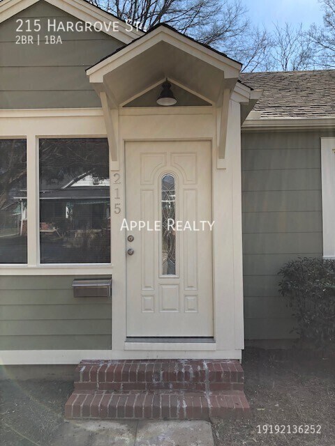 Building Photo - 215 Hargrove St