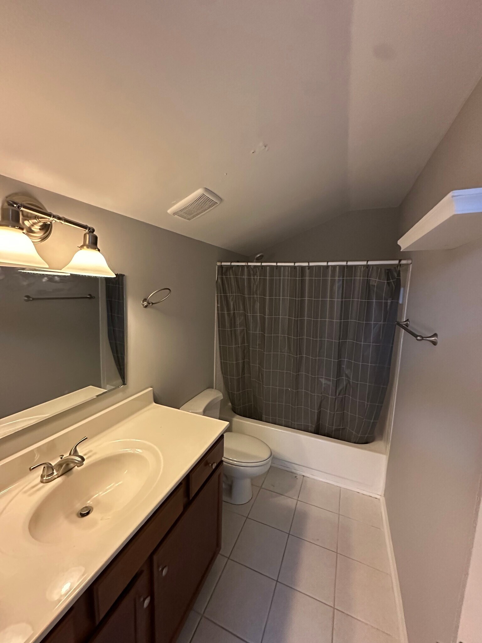 Building Photo - 501 Olmsted Park Pl