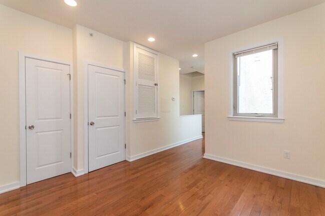 Building Photo - 1612 N. Sydenham Street