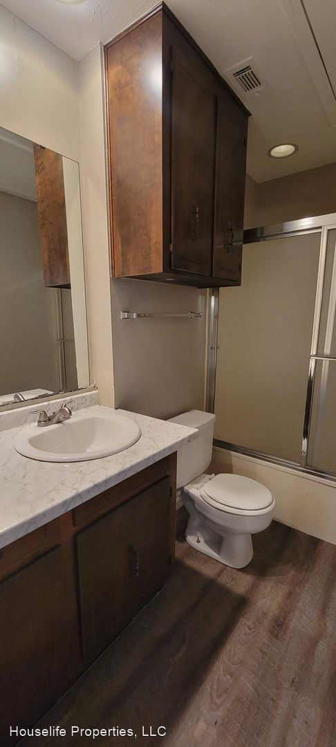 Building Photo - 3 br, 2 bath House - 3358 Eastwood Dr
