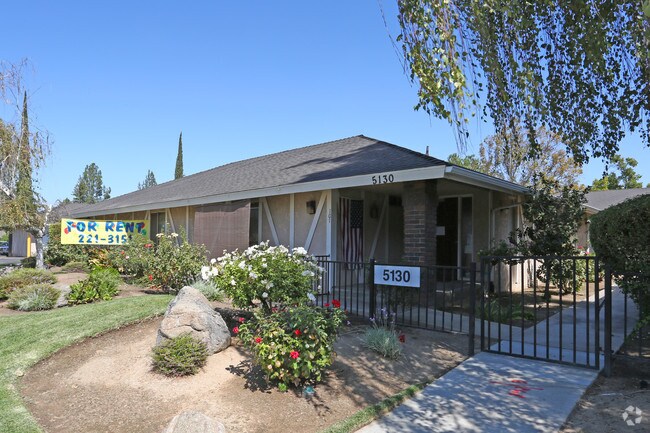 Building Photo - 5130 N West Ave