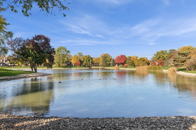 Building Photo - 837 Pahl Rd