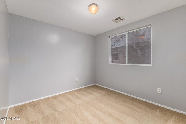 Building Photo - 3006 W Ferruccio Pl