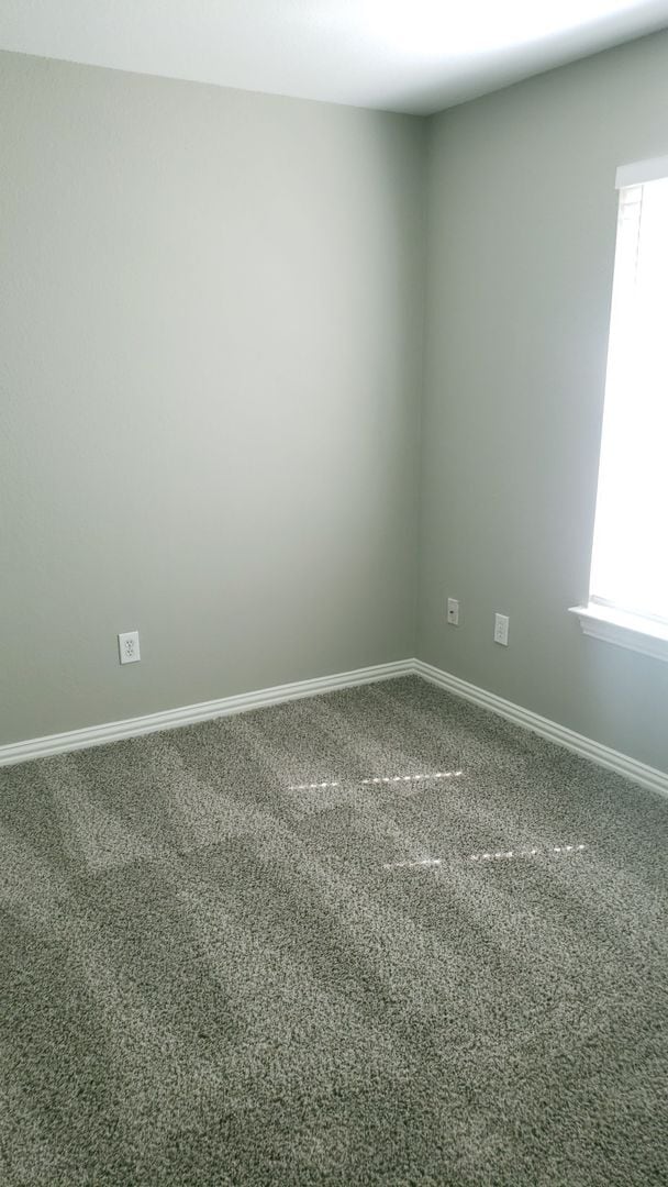 Building Photo - Great size Duplex for rent in Arlington!