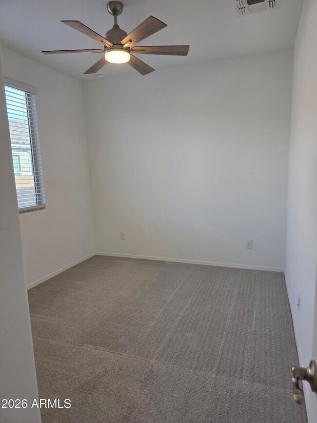 Building Photo - 1225 E Jahns Dr
