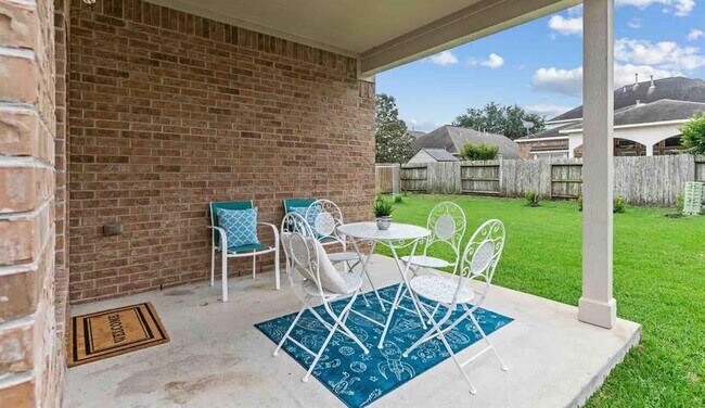 Building Photo - 17419 Woodfalls Ln