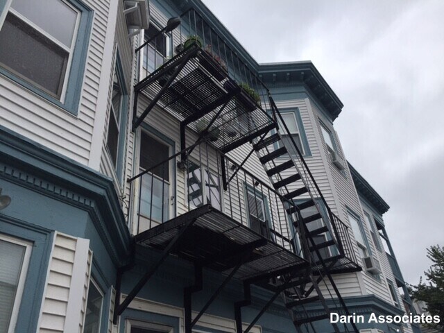 Building Photo - 111 Thurston St