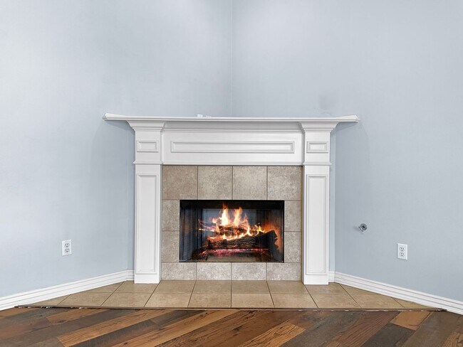 Building Photo - 2060 Kalei Ln