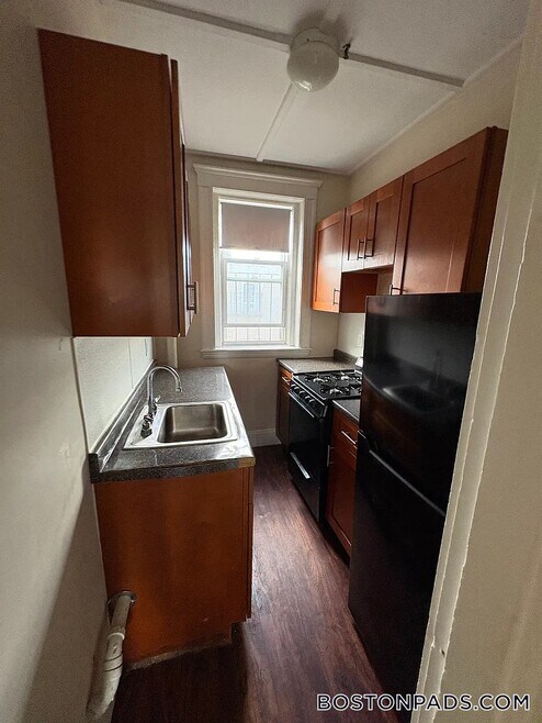 Building Photo - 1179 Boylston St