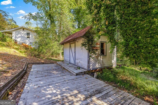 Building Photo - 4041 Fincher Dr