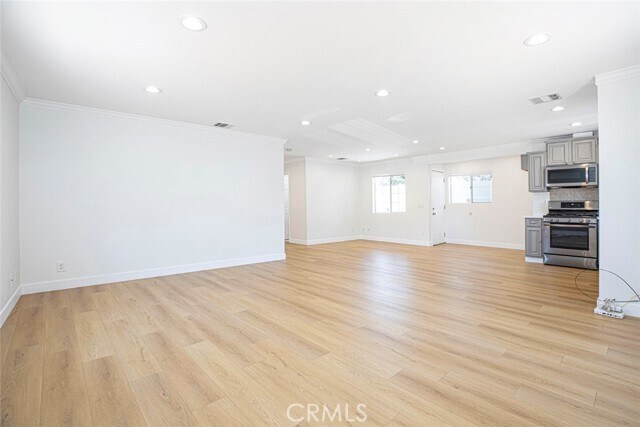 Building Photo - 10531 Greenburn Ave