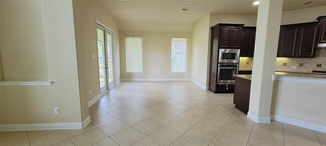 Building Photo - 2521 Scarlett Trace Ln