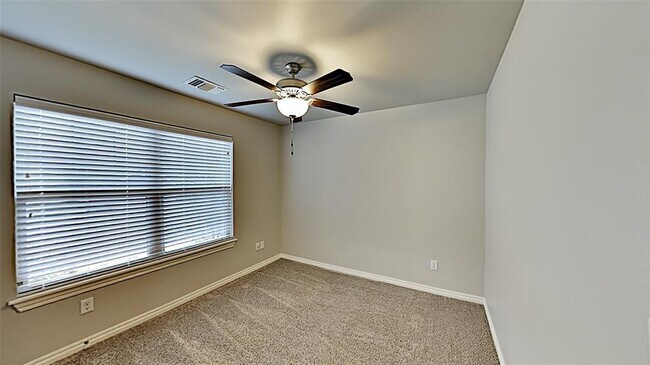 Building Photo - 6224 Beverly Hills Dr