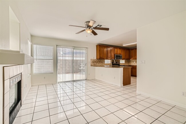 Building Photo - 7516 Sea Spray Ave