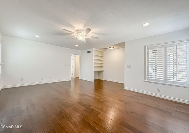 Building Photo - 2829 Shoreview Cir