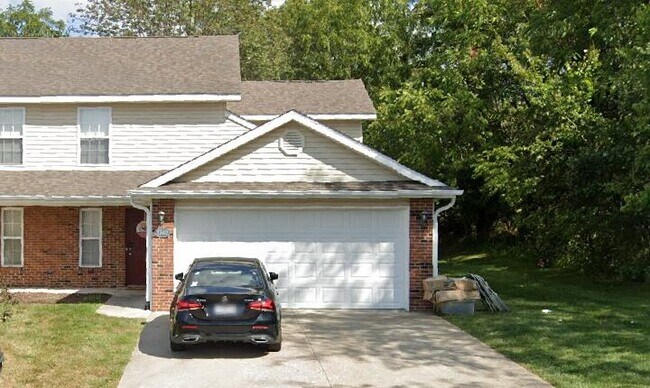 Primary Photo - 1740 N Orie Dr