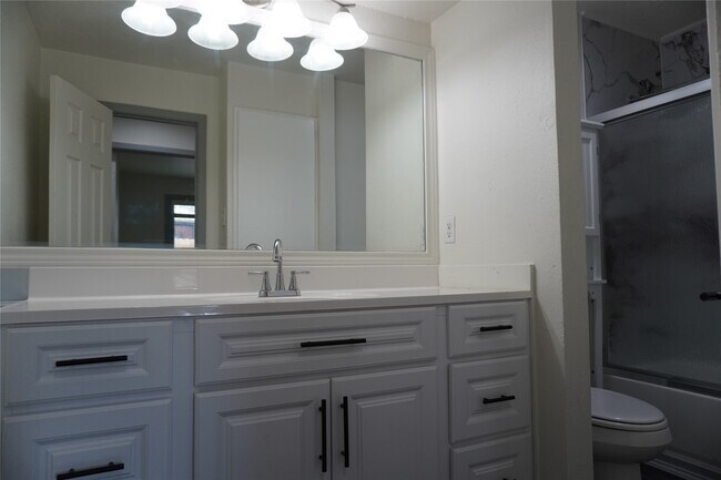 Building Photo - 6419 Teal Run Dr